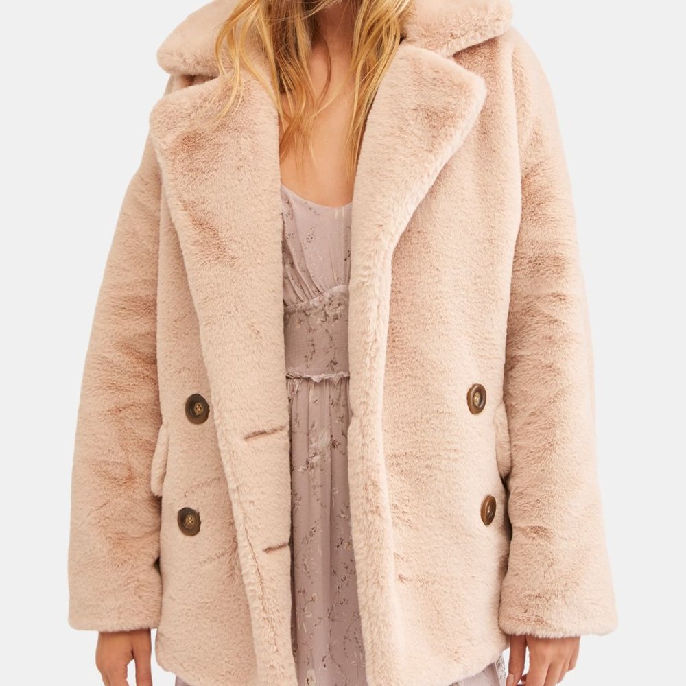 **MOVING SALE EVERYTHING MUST GO** Free People Kate Faux Fur Coat